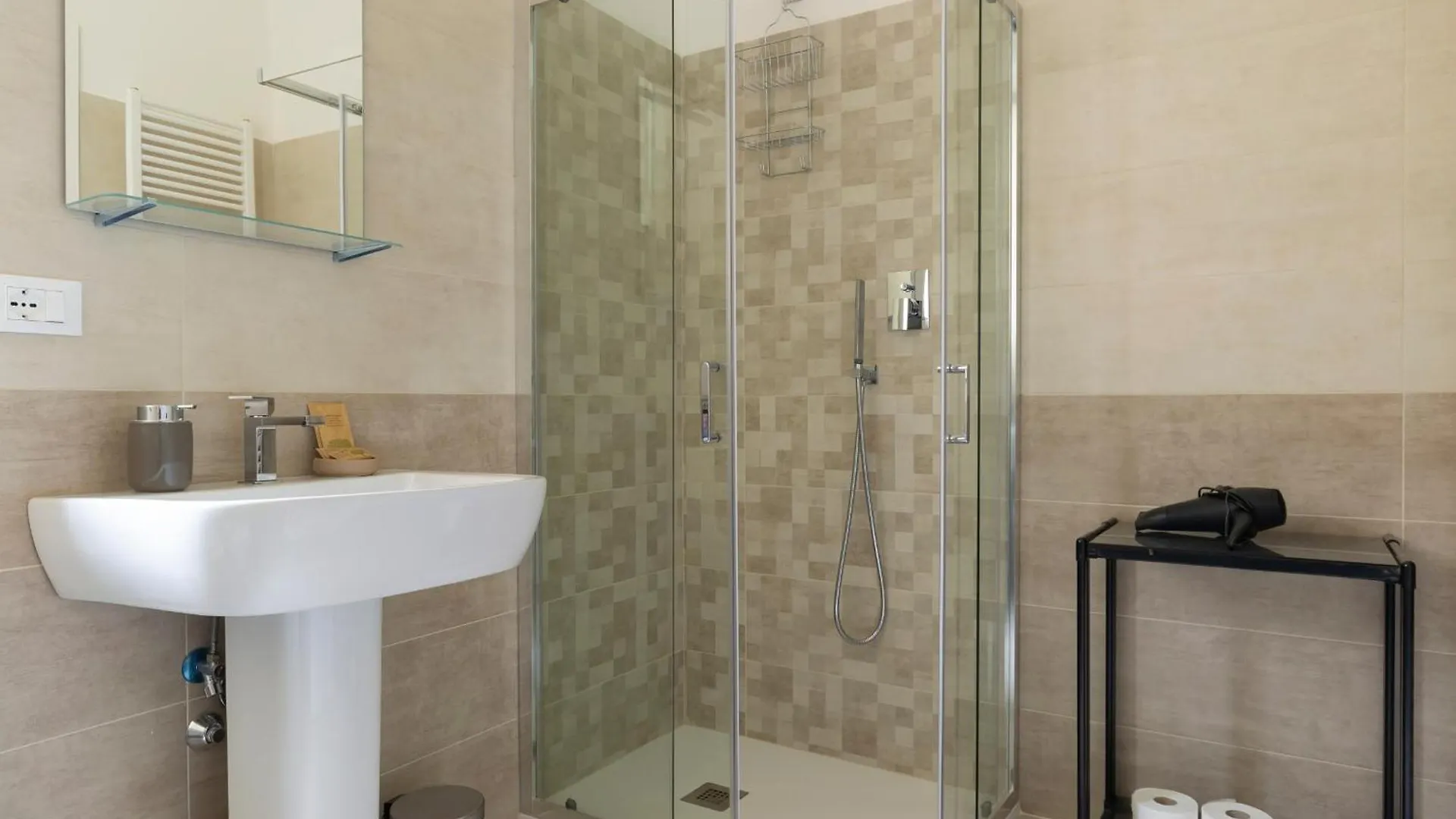 Apartment Amos - 5 Minutes From Piazza Maggiore Bologna