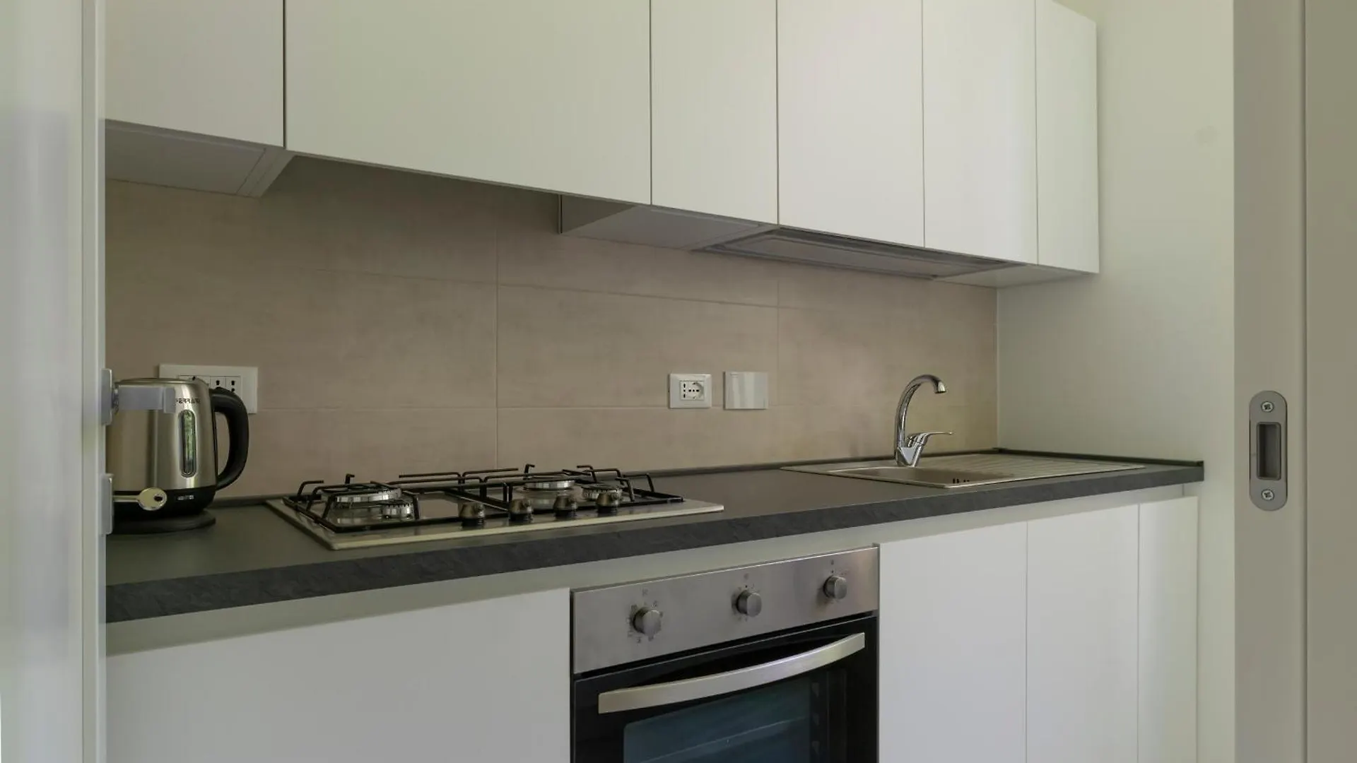 Apartment Amos - 5 Minutes From Piazza Maggiore Bologna